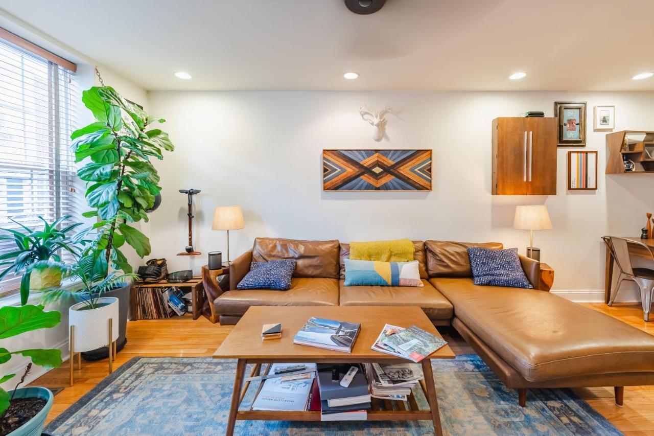 Bedroom In Thoughtfully Decorated East Passyunk Home フィラデルフィア エクステリア 写真