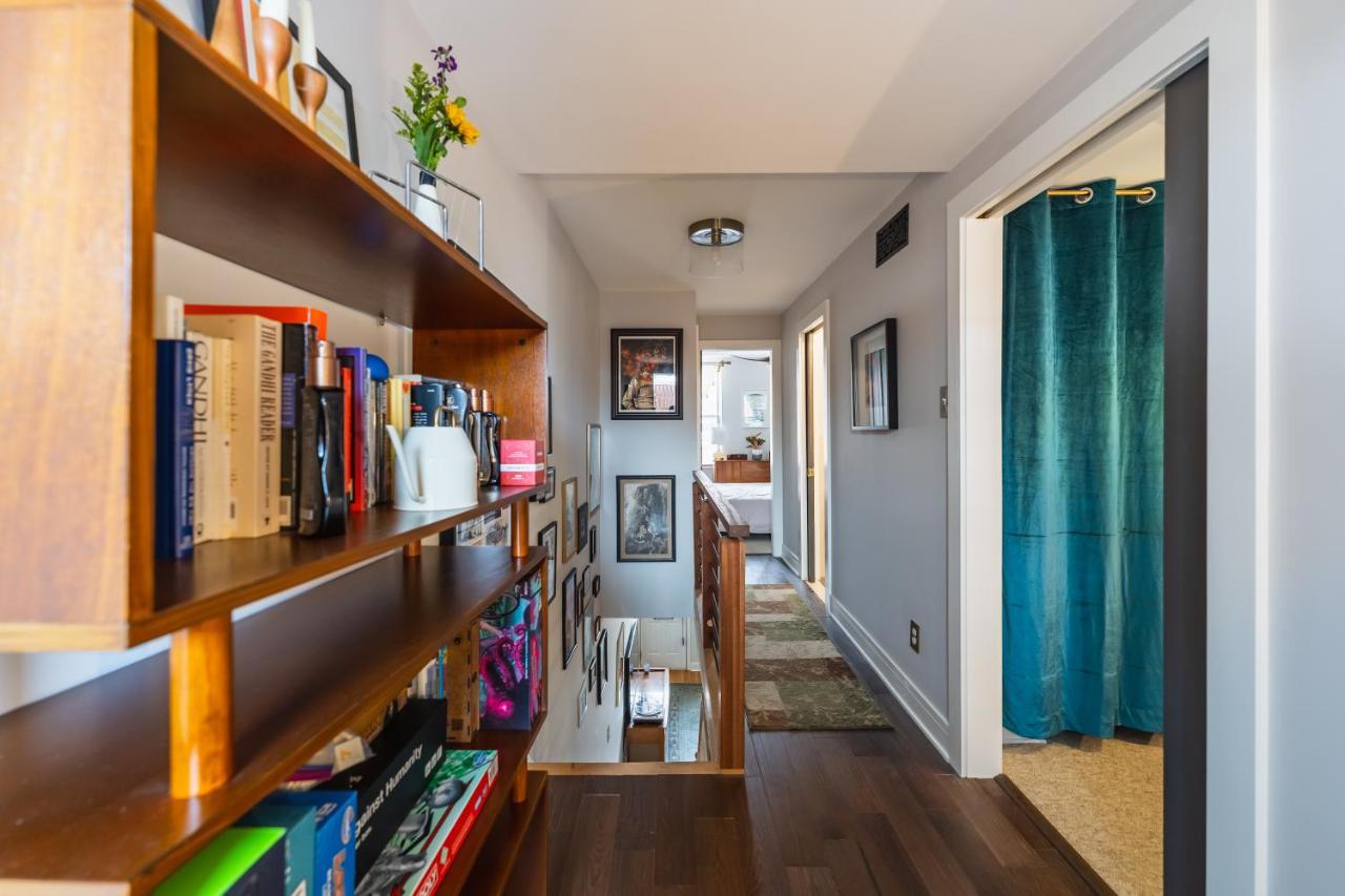 Bedroom In Thoughtfully Decorated East Passyunk Home フィラデルフィア エクステリア 写真