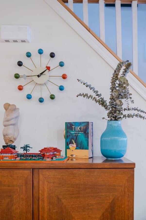 Bedroom In Thoughtfully Decorated East Passyunk Home フィラデルフィア エクステリア 写真